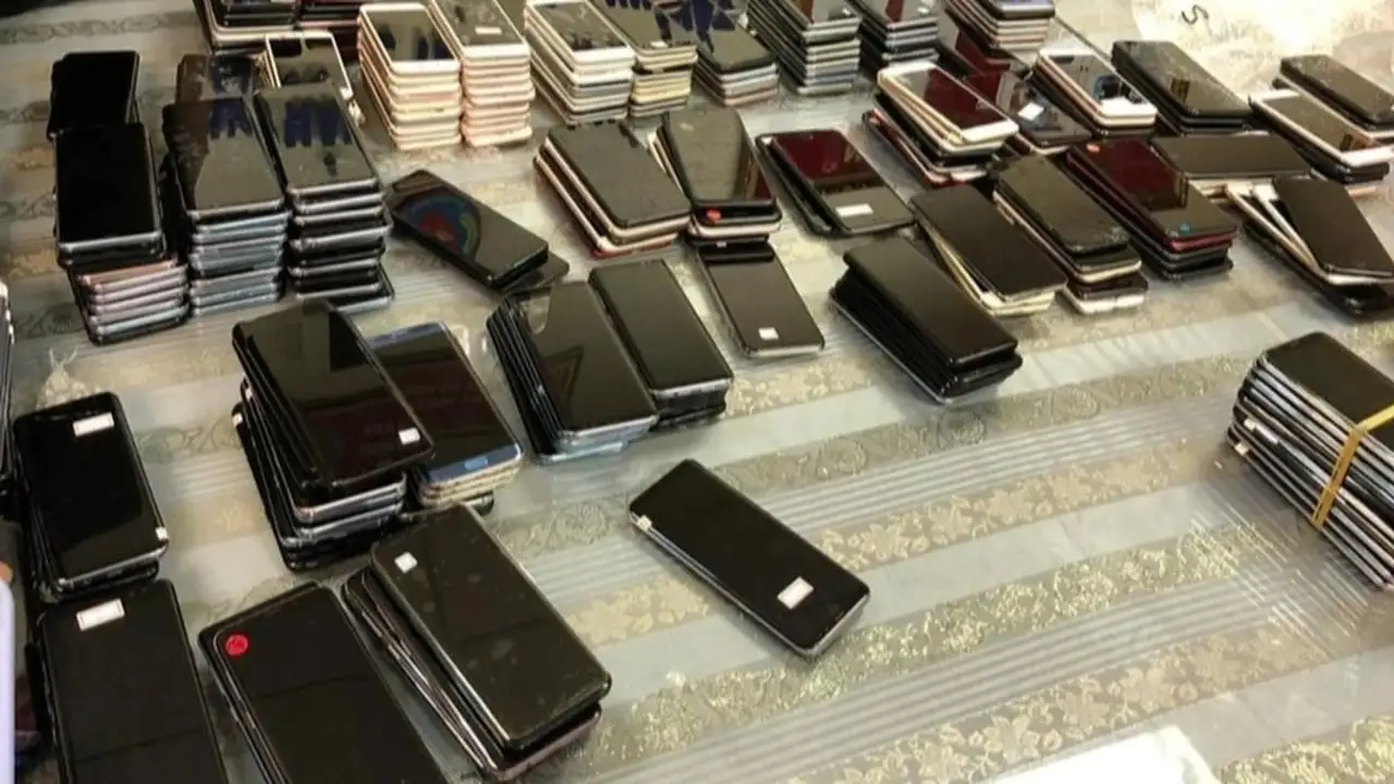 حقيقة حظر الهواتف المستوردة والمقفلة على شبكة واحدة بداية من الأول من مارس